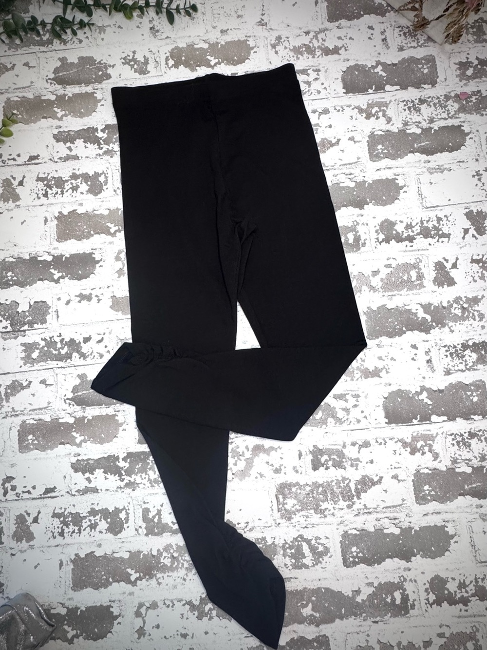 Old Navy Black Girls Leggings New Without the Tag Size 10/12